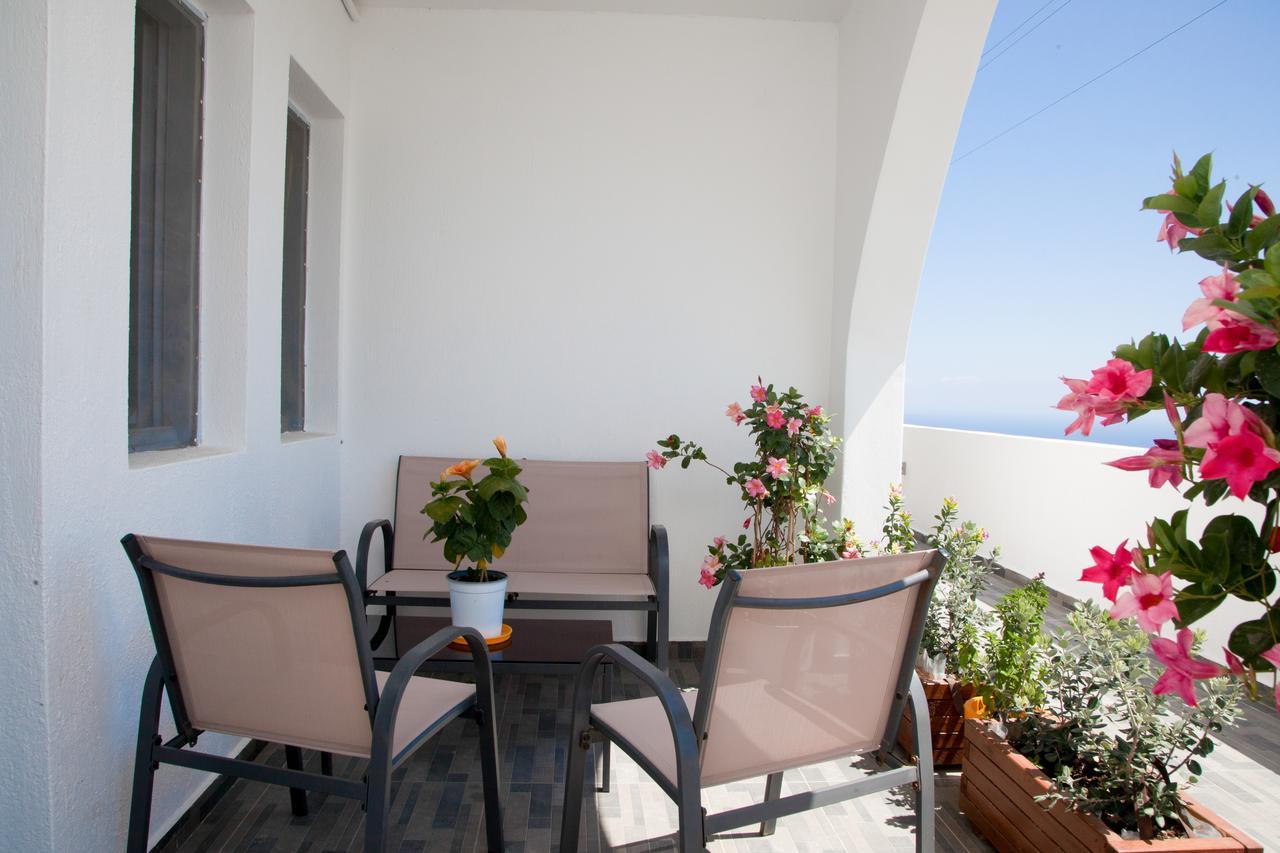 Luna Rossa Santorini Имеровигли Екстериор снимка